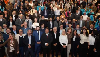 La Plata: Julio Alak acompañó la asunción de Gustavo Marín como decano de Medicina