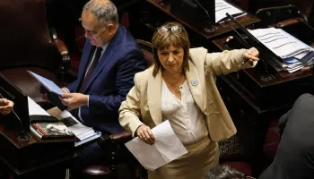 Abstención de Bullrich: un vaivén entre lo que corresponde y la fidelidad a los Milei