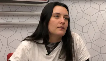 “El desafío en La Plata es devolverle el futuro a 300 mil jóvenes golpeados por la crisis”