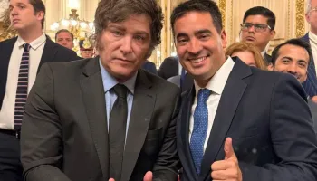 Milei le quita la vocería presidencial a Adorni y designa a Adrián Ravier