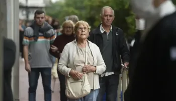 La brecha previsional obliga a los jubilados a volcarse al crédito y el empleo informal