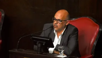 Carlos Curestis: “Hay más de 200 proyectos encajonados por las internas del oficialismo”