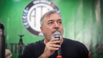 Rodolfo Aguiar: "El que a hierro mata, a hierro muere y Adorni murió"