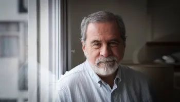 Carlos Fara: “La sociedad idealiza en Messi características que le gustaría ver en la política”