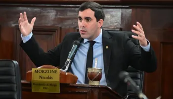 La Plata: "En el Concejo un 80 por ciento está mirando el teléfono mientras se debate"