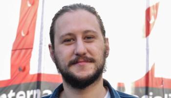 "Hay que superar el divisionismo y abrir un debate público en la izquierda"