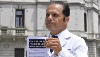 El Gobierno analiza revisar la venta de medicamentos fuera de las farmacias