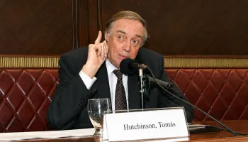 Golpe a la caja fueguina: ordenan devolver descuentos previsionales al exjuez Hutchinson