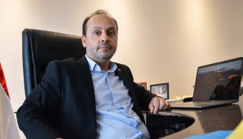 Córdoba: chalecos, cooperativas y millones ponen a Rodrigo Fernández bajo la lupa