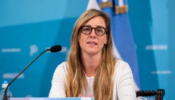 Automotores Oficiales: cheques rechazados por 13 millones y otro contrato millonario