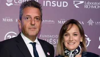 Denunciaron a Malena Galmarini por el viaje en avión privado a Barbados