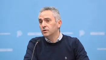 OPNyA: atacaron a un trabajador y crece la presión sobre Andrés Larroque