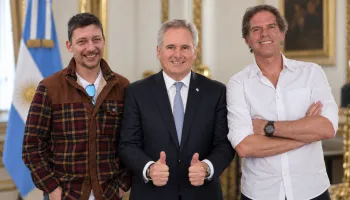 Fracaso de Quirno, Oxenford y Caputo: Trump recibirá al premier británico pero no a Milei
