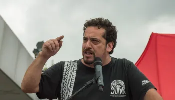 Amenaza de desalojo en Fate: “Los trabajadores están peleando la lucha de su vida”