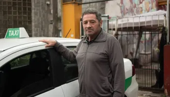 Taxistas versus aplicaciones en La Plata: "Nos están comiendo el trabajo"