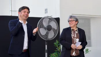 El contraste bonaerense: millones para comunicación y migajas para las aulas