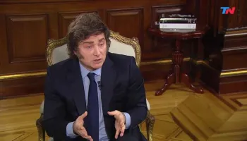 Sondeo revela que Milei mantiene 36 por ciento de aprobación mientras cae la economía