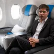 Axel Kicillof contrató viajes por 63 millones a una empresa de Aerolíneas Argentinas