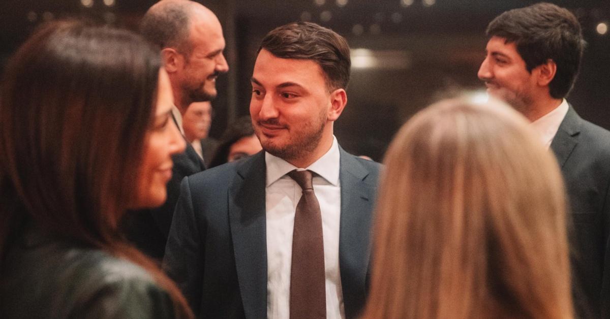 Diputados: Agustín Romo incorporó a dos familiares más en el bloque de La  Libertad Avanza