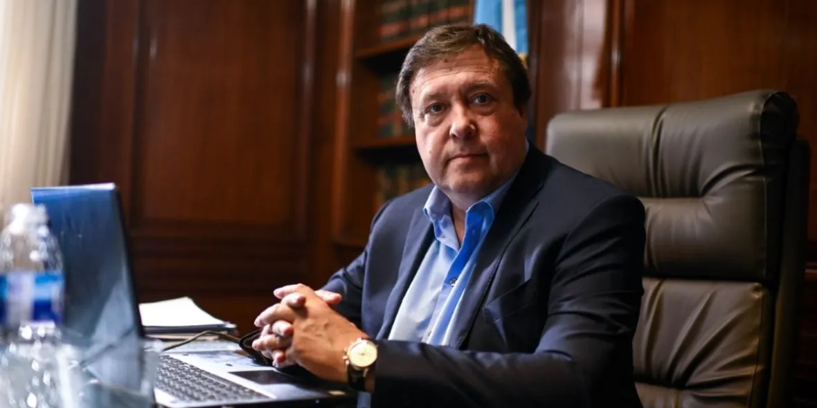 Financieras en Río Negro: El código de descuento a empleados públicos y su enigma