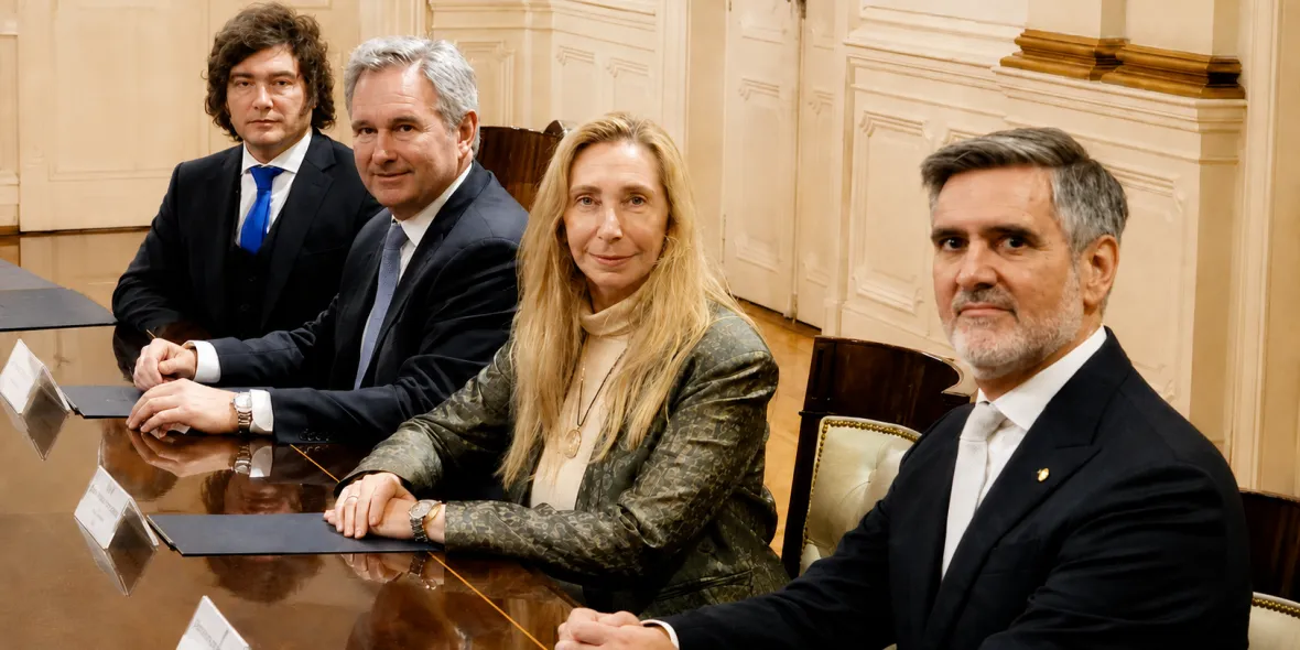 En Suiza no hay ejército pero la embajada argentina local tiene su propia guerra