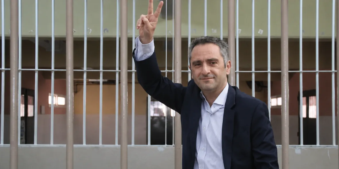 OPNyA: ratas caminan sobre las mesas y conviven con las personas en el centro Pablo Nogués