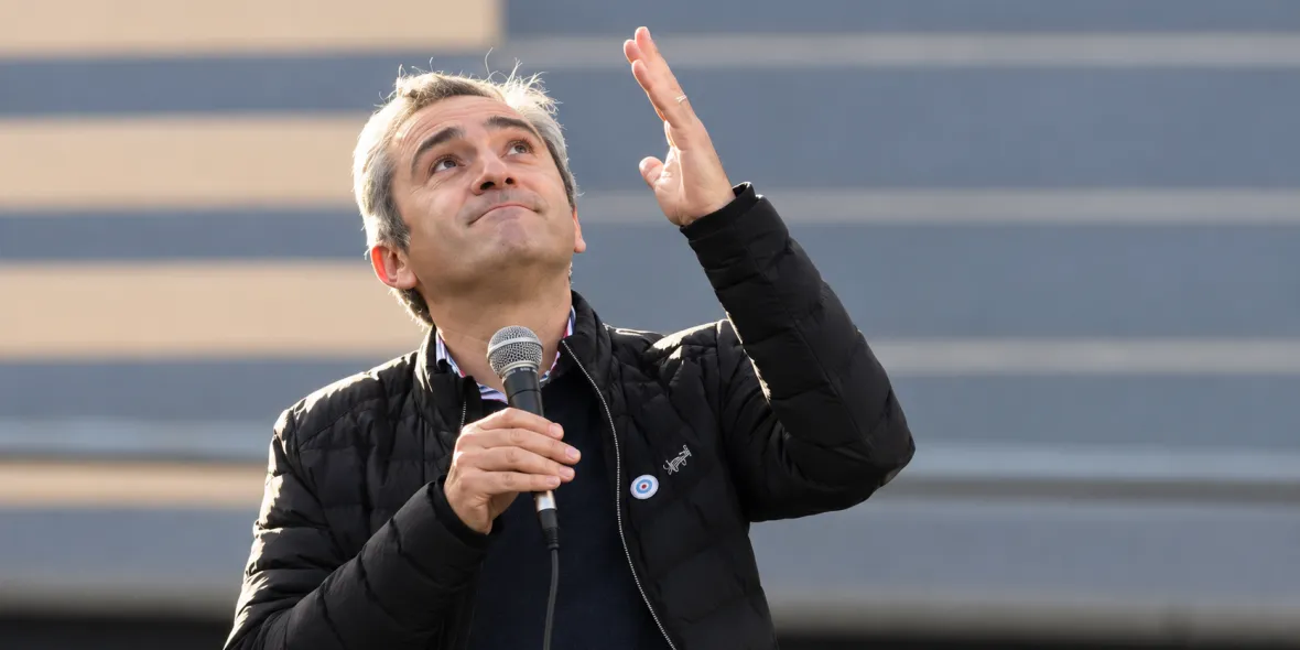 Festival de gastos: Andrés Larroque gastará hasta 5.000 millones en diez días